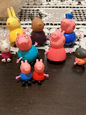 Φιγούρες Peppa Pig σαν καινούργιες, σχεδόν όλοι οι χαρακτήρες