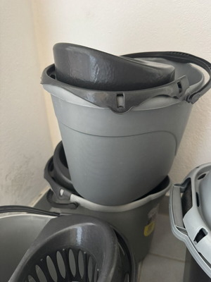 Mop bucket