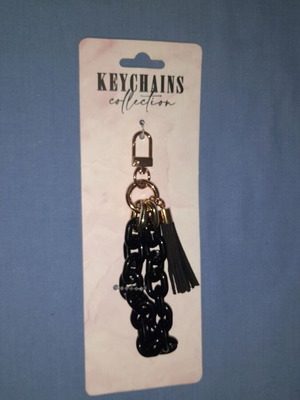 Keychain with black chain and gold clip