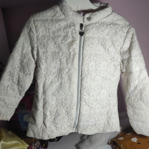 Lace jacket white girl size 4 like new Evita