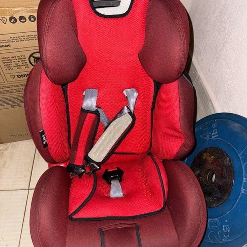 Child car seat 6-36 months red used