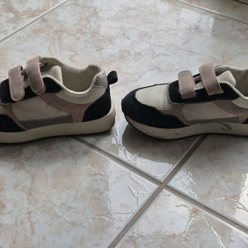 Sinsay Athletic Shoes like new, size 30, black and beige
