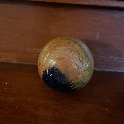 Decorative egg style Murano like new with cross ornament