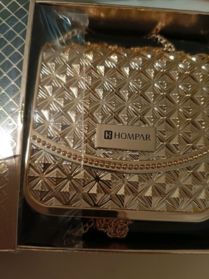 Hompar women's foundation new with case and refill