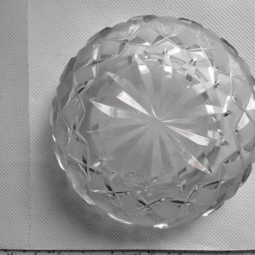 Vintage crystal vase and ashtray set like new