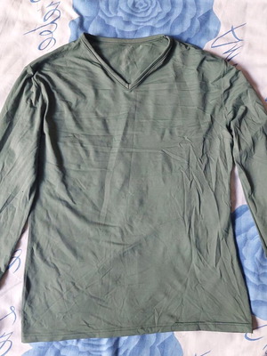 Underworld long-sleeve sports shirt like new, size M/L