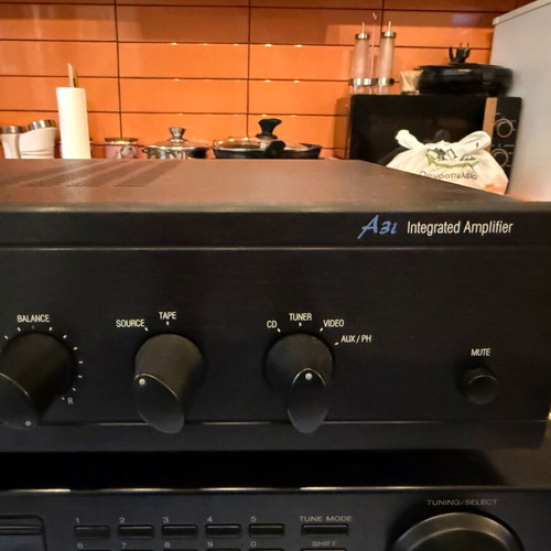 Ενισχυτής Cambridge Audio A3i σαν καινούργιο με είσοδο phono