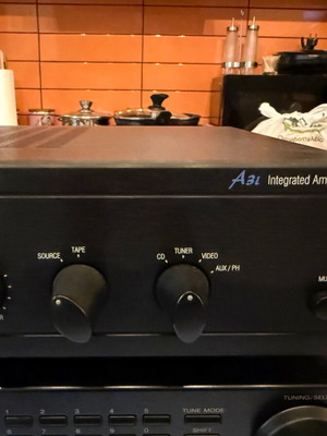 Ενισχυτής Cambridge Audio A3i σαν καινούργιο με είσοδο phono