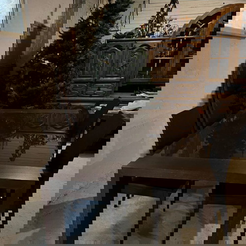 Τραπεζαρία ιταλική μεταχειρισμένη Wenge με 5 καρέκλες δερμάτινες