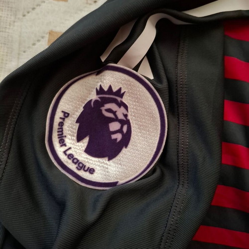Adidas Leicester City 2018-19 GK Kasper Schmeichel football shirt like new