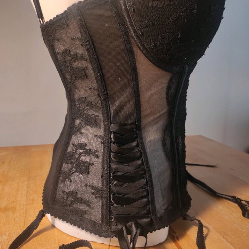 H&M 75C black corset like new with underwire and garters
