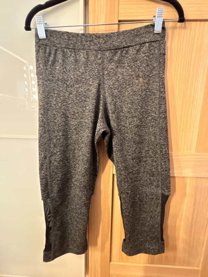 Adidas leggings gray size M like new