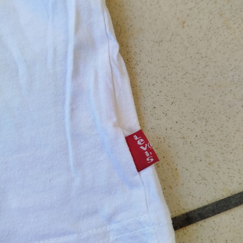 Levi's white cotton short-sleeve blouse like new