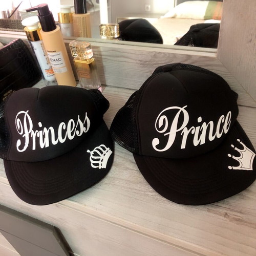 Hat set for couple new, black and white