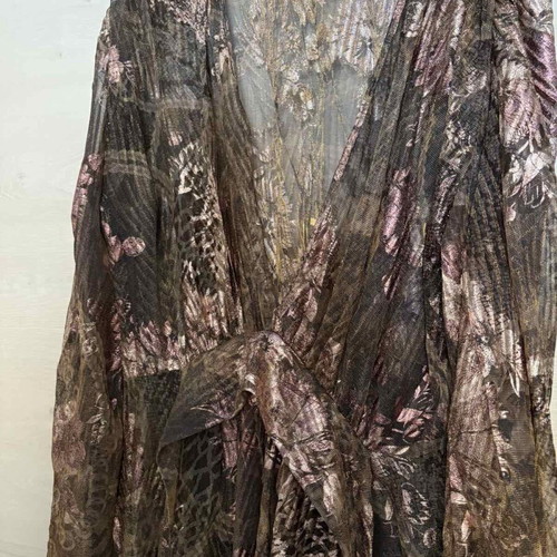 Nido fw25 shiny kimono with sewn belt and neckline like new