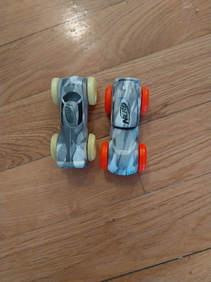 Nerf toy cars set of 2 like new