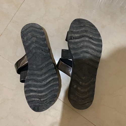Sandals slippers black size 37 like new