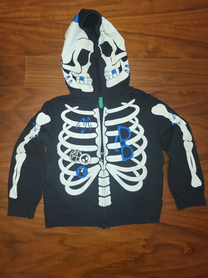 Benetton baby-kids jacket with zipper and hood like new, 100cm 3-4 years