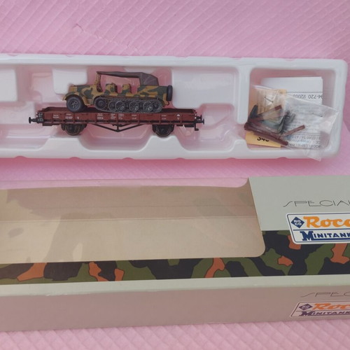 Roco HO Scale Wagons like new for two-rail system, military transport