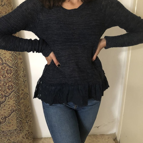 Hollister sweater used, dark blue with lace, size M