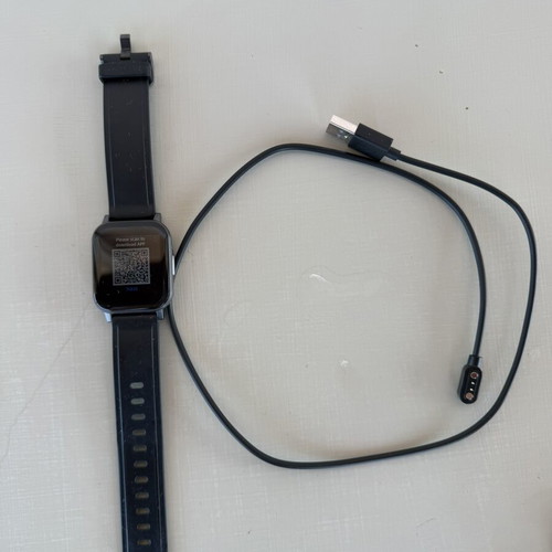 Haylou electronic watch like new with charging cable