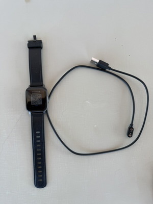 Haylou electronic watch like new with charging cable