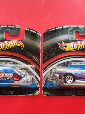 Hot Wheels Collectible 2-Pack – Tire Fryer (2003) & Blvd. Bruiser (2011)