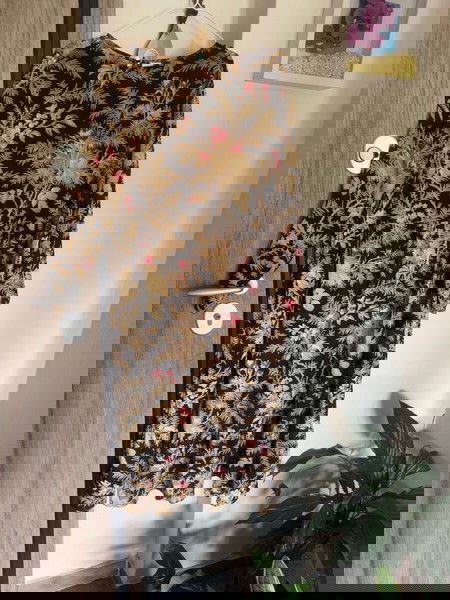 Φόρεμα H&M floral μαύρο με μακριά μανίκια, μέγεθος L