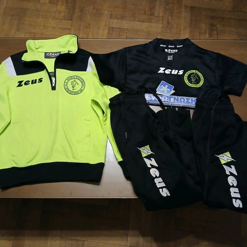 Zeus A.O. Foinix Kallitheas sports clothing set used for 9-year-old boy