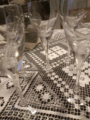 Crystal glasses with design, like new, set of 5