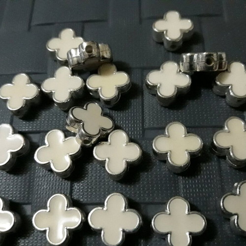 27 Crosses, white with silver color for crafts and constructions, new plastic, Stauros