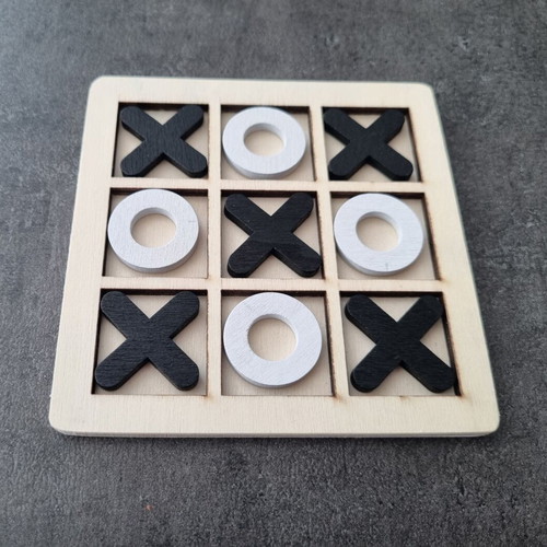 Wooden tic tac toe game new