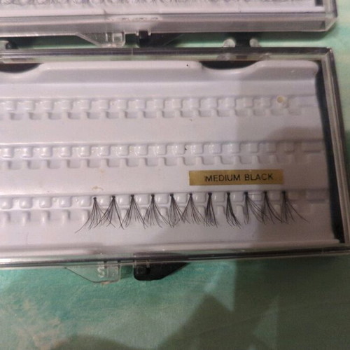 Eyelash clusters long black and medium black like new