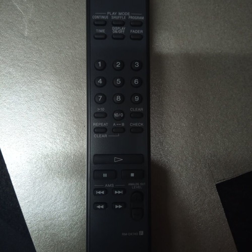 Sony CD Control RM DX740 like new