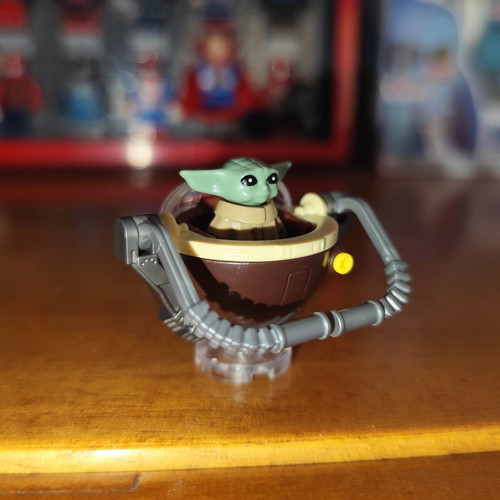 Grogu figure like new with cradle and moving handles