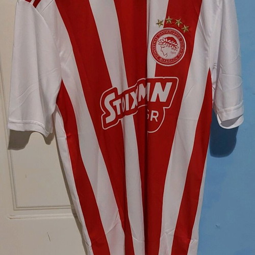 Valbuena signed jersey new, size small, up to 14 years