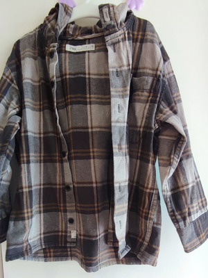 Zara hooded shirt for boy 6 years like new, grey and brown