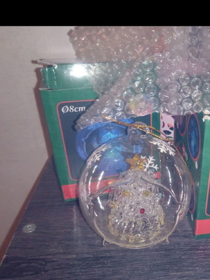 Glass unbreakable bauble ornament in case like new