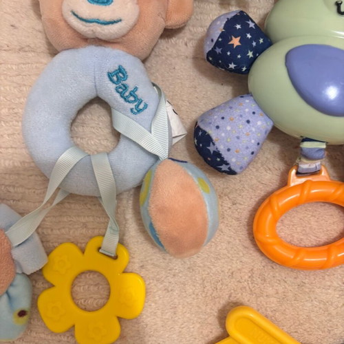 Baby toys like new, pack of 5 pieces
