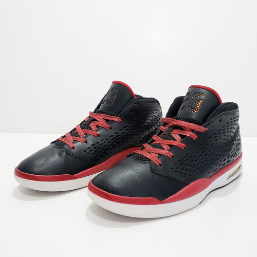 Nike Air Jordan 768905 Flight 2015 leather sneakers like new, size 41.5-42