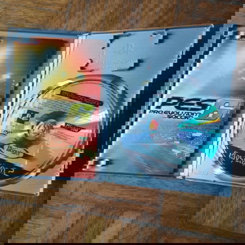 PS2 PES 6 μεταχειρισμένο, πλήρες με ταλαιπωρημένο δίσκο