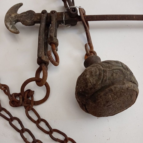 Vintage old antique scale kantari from 1940 used