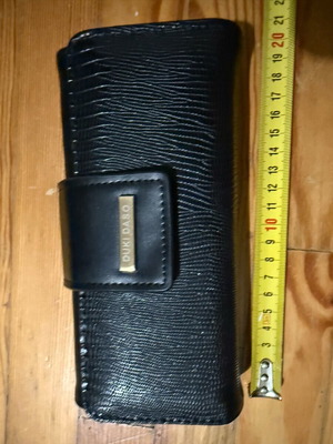 Women's wallet like new
