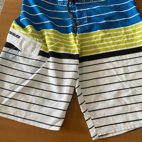 Quiksilver men's swim shorts size 32 used