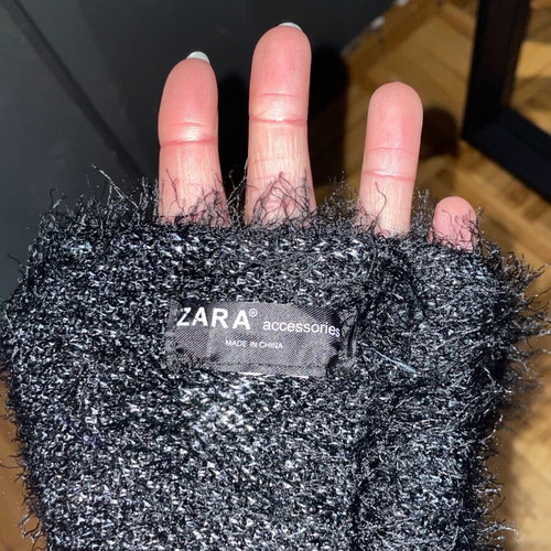 Zara metallic scarf like new, black and silver