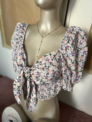 floral top