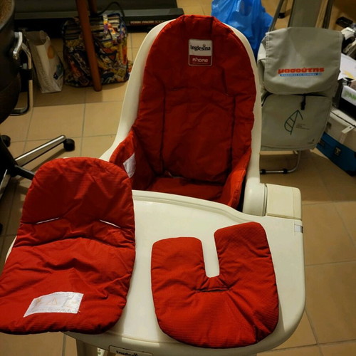 Inglesina high chair used with height adjustments and foldable storage