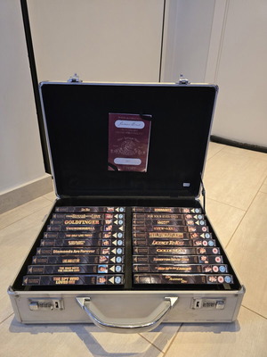 James Bond Ultimate Edition DVD collection like new with metal case
