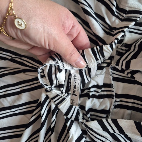 Stradivarius jumpsuit like new, black and white, size L