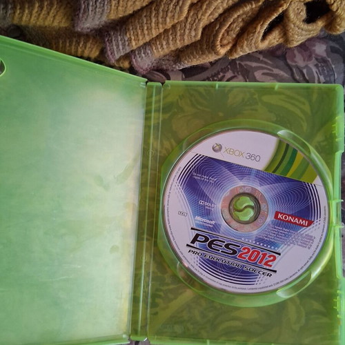Pro Evolution Soccer 2012 Xbox 360 like new